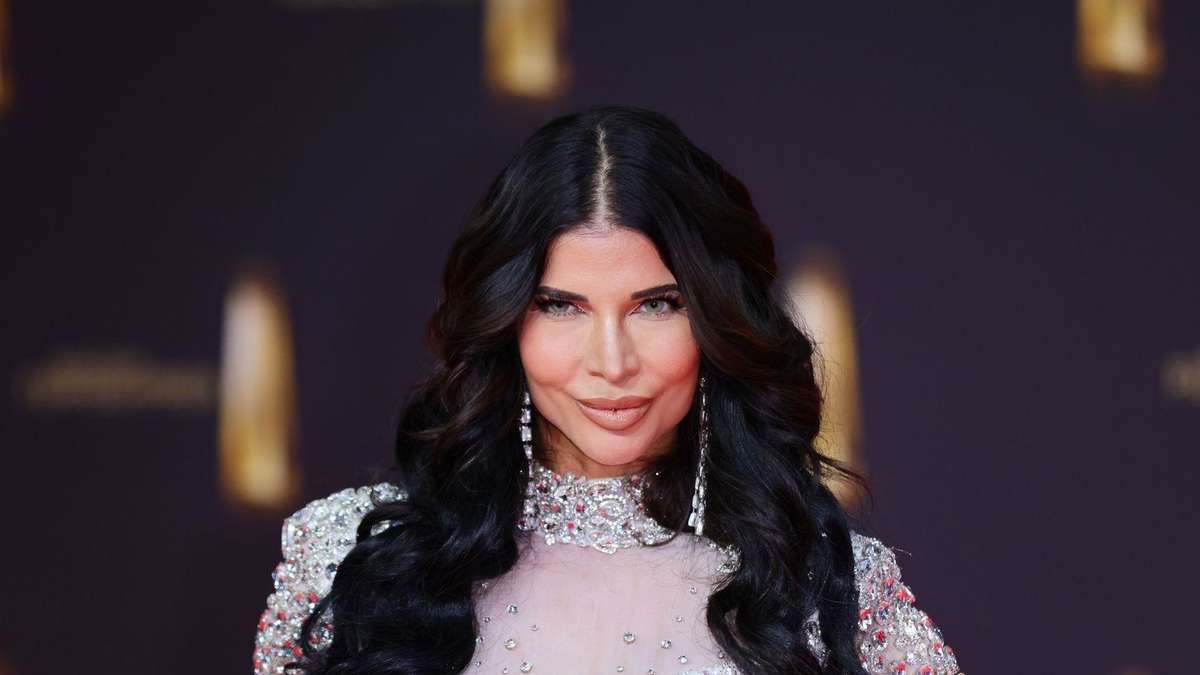 38326183 micaela schaefer micaela schaefer kann hohe einahmen vorweisen hat aber auch horrende ausga
