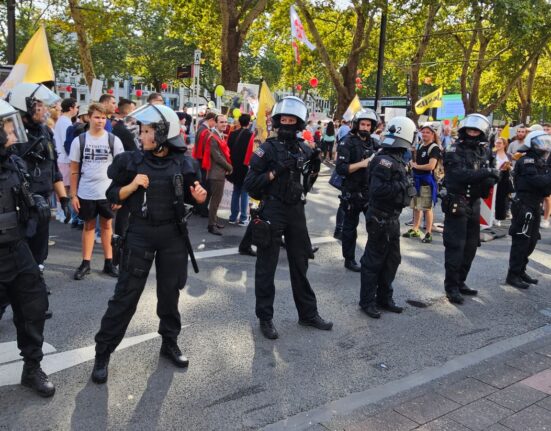 blockade demonstration abtreibung polizei 100 v gseagaleriexl
