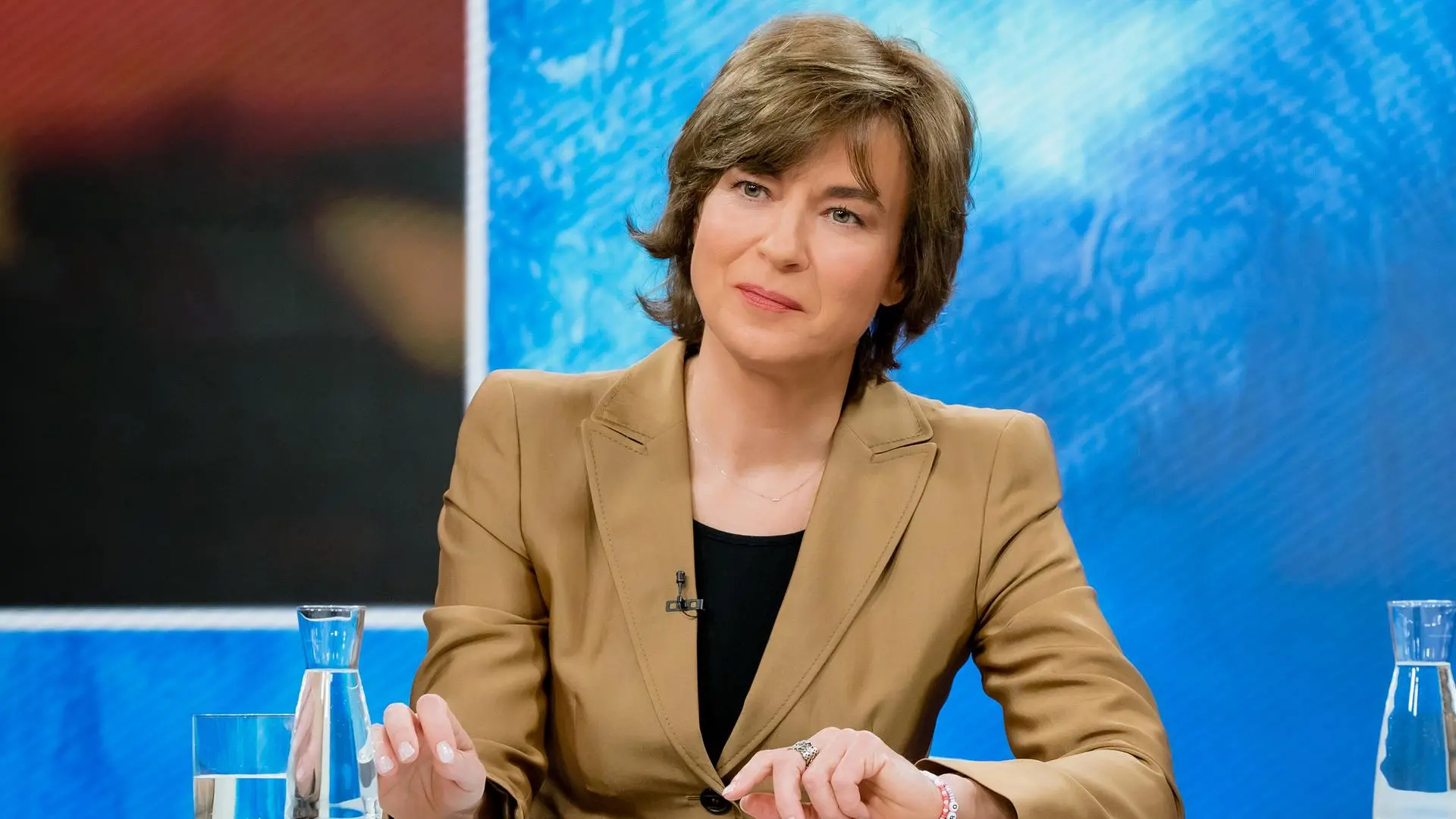 Maybrit Illner: Sozialstaat in Not – Teuer, Ungerecht, Missbraucht?