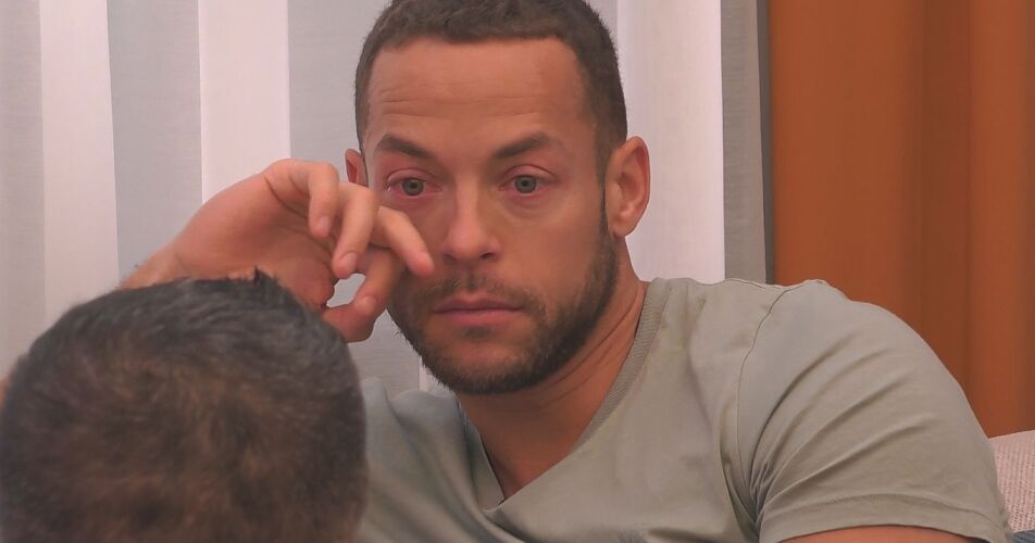 Ex-Bachelor Andrej Mangold bricht bei 'Promi Big Brother' in Tränen aus!