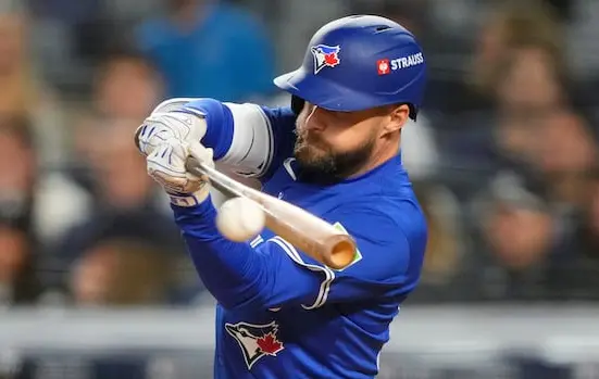 „Blauäugige Jays besiegen Yankees und erreichen ALCS – Erster Sieg seit 2016!“