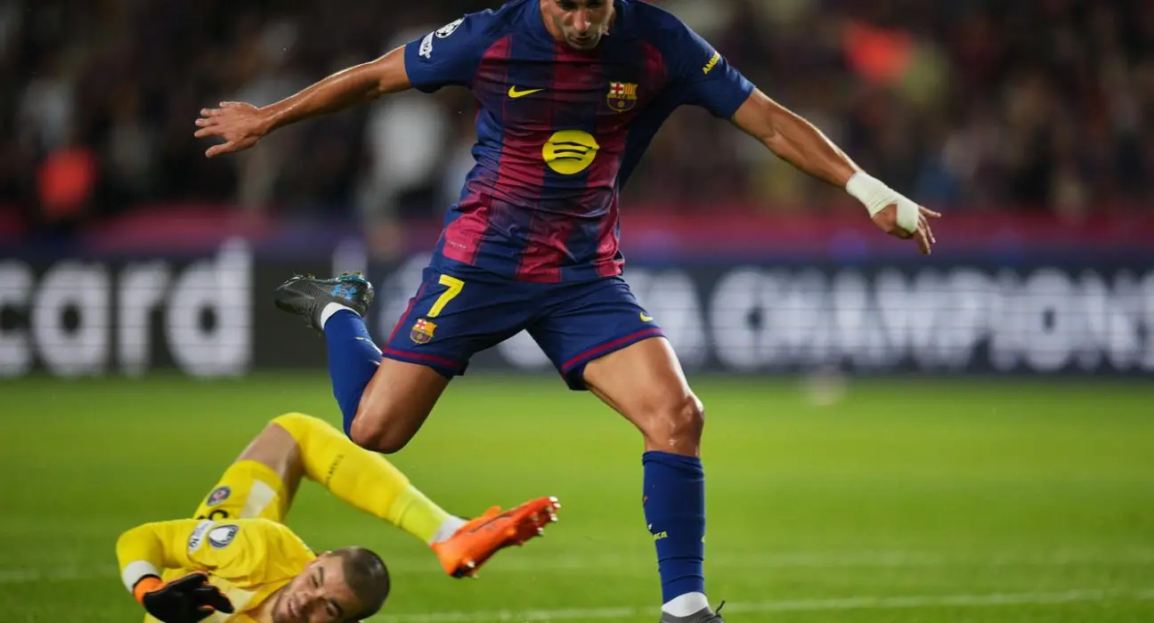 EN DIRECT | Barcelone-PSG: Ferran Torres bestraft chaotische Pariser!
