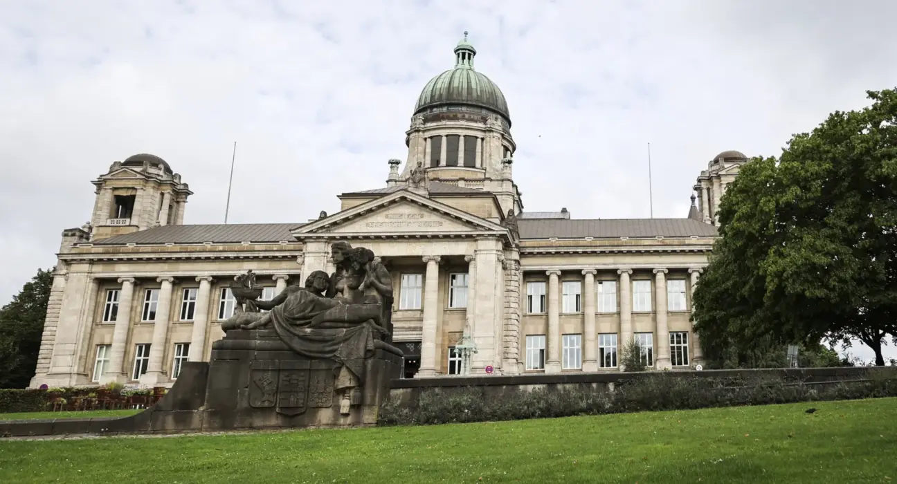 Gericht in Hamburg: Sammelklage nach Facebook-Datenleck im Fokus!