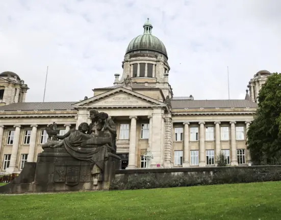 Gericht in Hamburg: Sammelklage nach Facebook-Datenleck im Fokus!