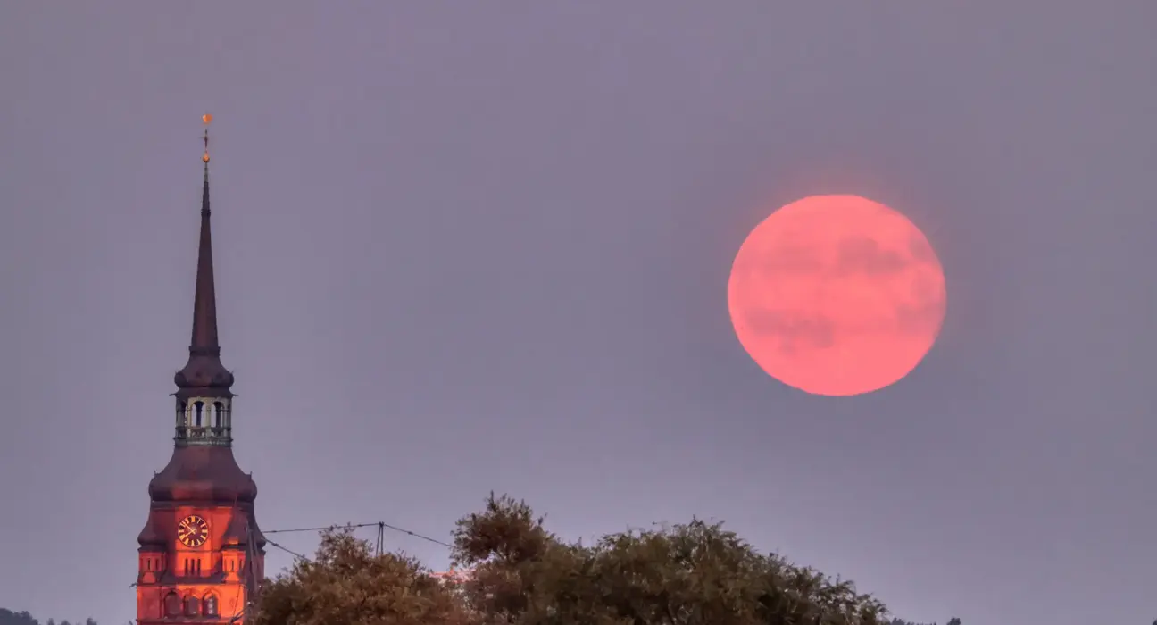 Nächster Vollmond ist ein Supermond: Erde so nah wie nie zuvor!