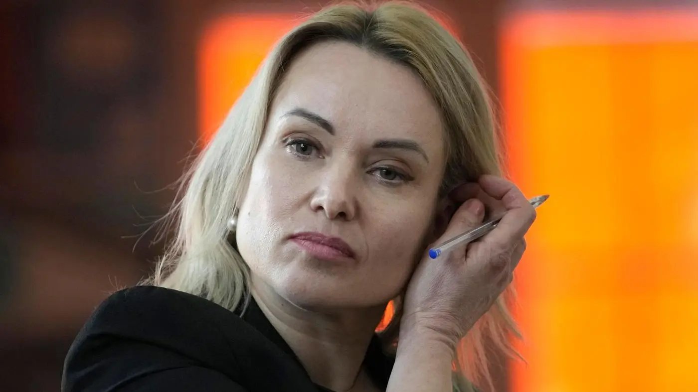 Russland erklärt Journalistin Marina Owsjannikowa zum 'ausländischen Agenten' – was bedeutet das?
